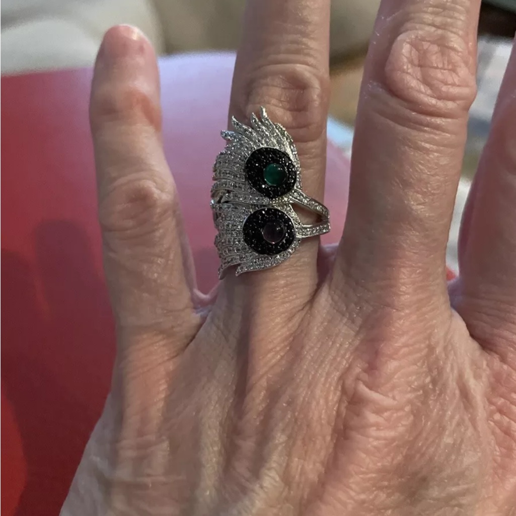 Brand New Sterling Silver With Crystals Ring. Size 7 Rare And Gorgeous